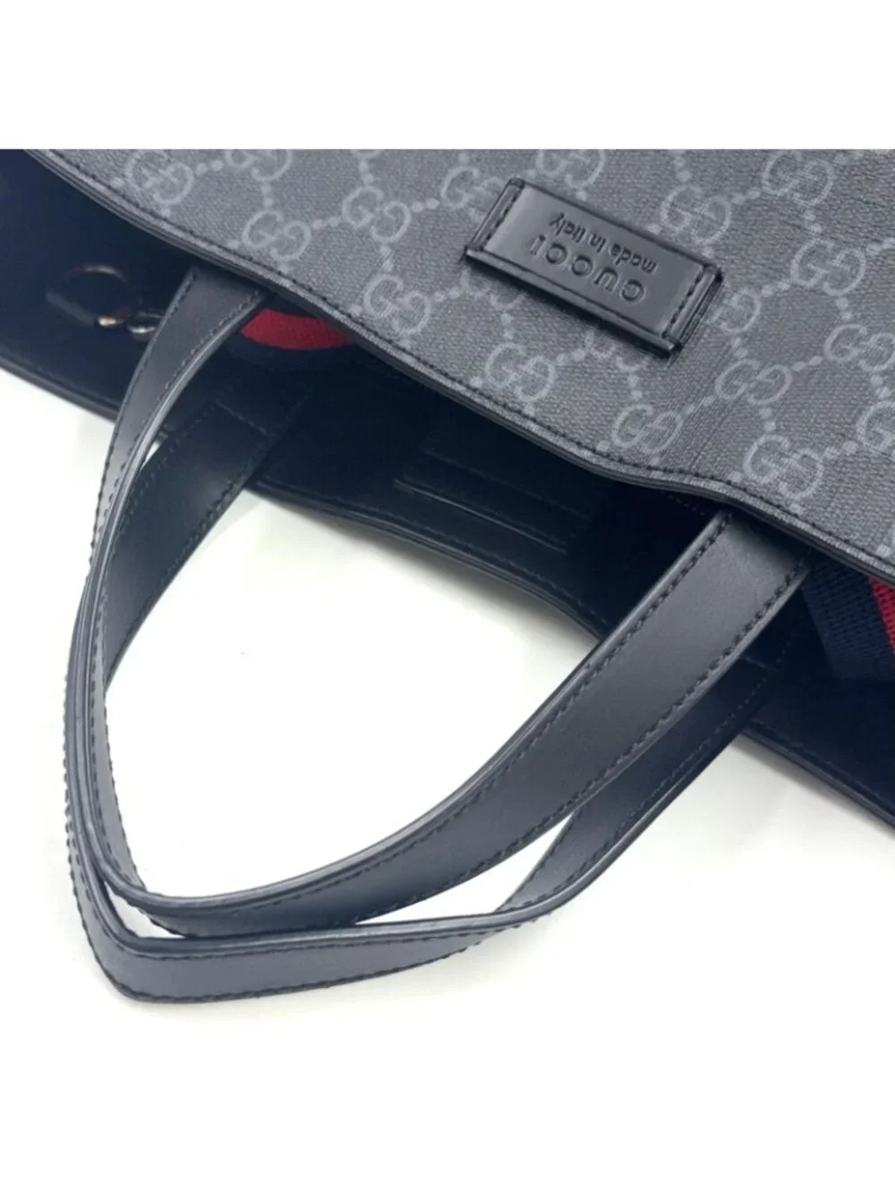 Gucci GG Supreme Leather Black Tote Silver